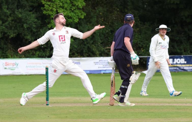 Callum in fast-bowling mode